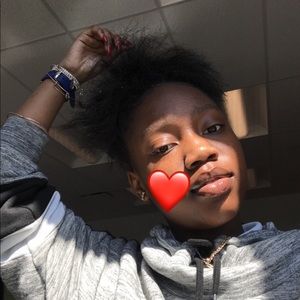 Meet your Posher, Adore